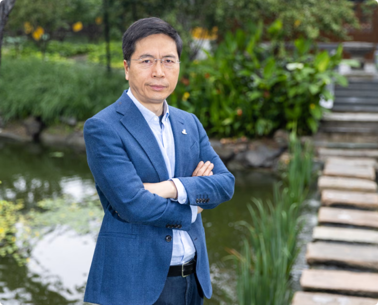 第003期《AI出海去周刊》：AI领域顶尖科学家朱松纯为何离开美国前往中国